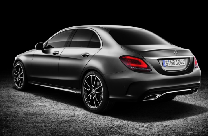 Mercedes-Benz C-Class - Thumbnail 3
