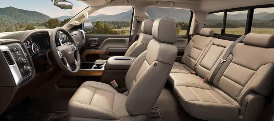 Chevrolet Silverado - Thumbnail 2